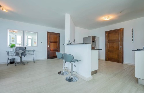 Costa del Este Apartamento | w* | Stunning 1BR with Balcony in Costa del Este