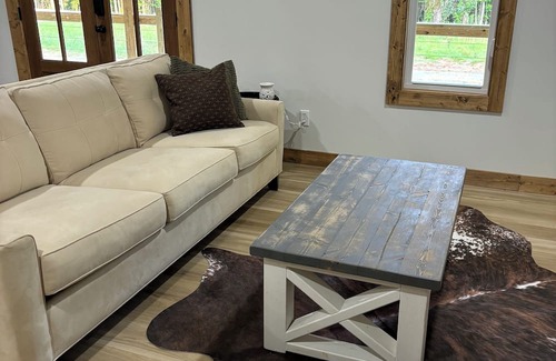 Dennis Cabina | Cabin at Bay Springs Lake & Tishomingo State Park