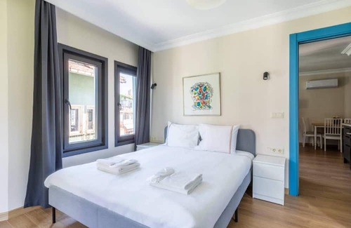 Ortakoy Apartamento | This apartment is a 2 bedroom(s), 2 bathrooms, located in Beşiktaş, İstanbul.