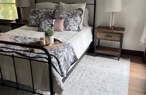 Coventry Casa | Quiet Lakefront Escape