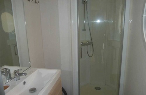 Saint-Pierreville Casa | Homerez - Nice bungalow for 4 ppl. with terrace at Saint-Pierreville