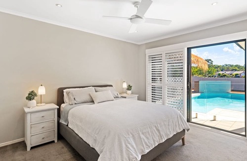 Buderim Casa | Resort Style 5 bedroom stunner with pool 5 minutes to Mooloolaba beach