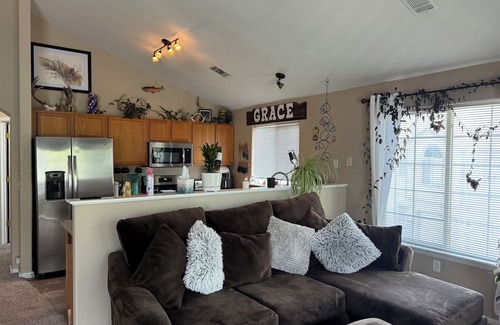 Thornton Condominio | Cozy Condo nestled minutes from the gates of DIA!