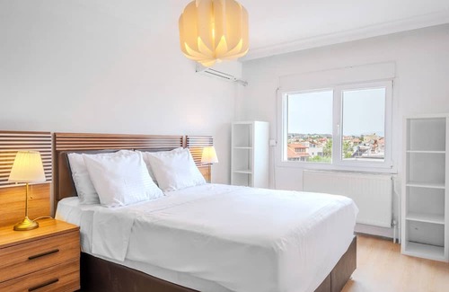 Urla Apartamento | Seaview House w Balcony and Garden in Urla