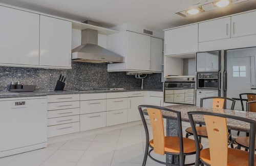Grenelle Apartamento | 230M2 6 BEDROOM EXPANSIVE ABODE- Tour Eiffel on the Seine near the Eiffel Tower