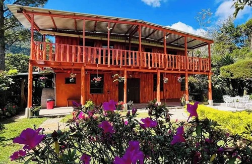Los Naranjos Cabina | Charming Cabin Retreat in Los Naranjos, El Salvador! Your Serene Getaway Awaits!