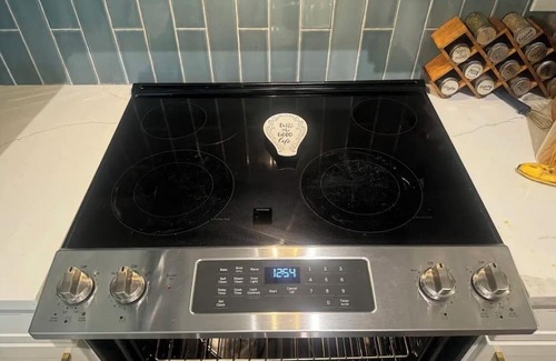 Barker Apartamento | Luxurious Family Sized Condo located in Houston Texas with all amenities!