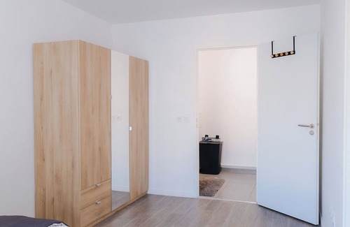 Massy Apartamento | Comfortable new T2 apartment in Massy, 10 min walk from Baconnets RERB station