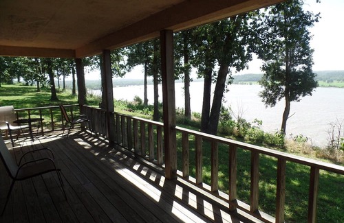 Golconda Casa | Relax in the Shawnee National Forest!