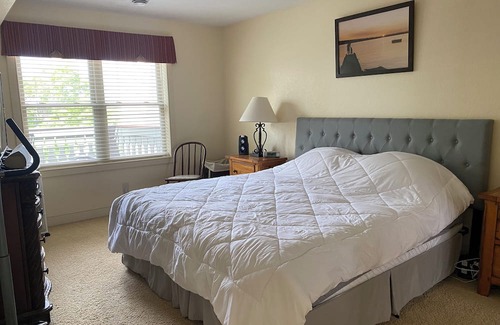 Birchwood Condominio | Beautiful Condo on Tagalong Golf Course and Red Cedar Lake, Birchwood WI
