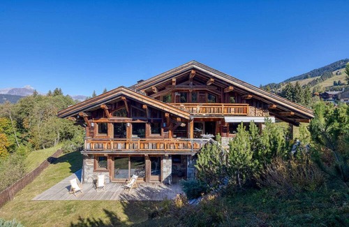 Le Planellet Chalet De Esquí | Luxury Chalet With Admirable And Relaxing Views