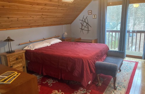 Paris Cabina | Your Own Nature Preserve