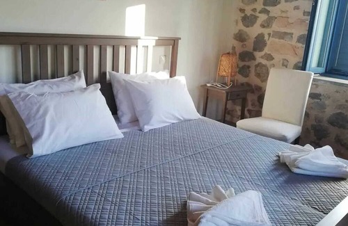 Melissopetra Casa | Homerez - House in Nea Epidavros
