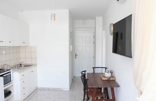 Kavala Apartamento | Side Beach Apartment — 5 min from the beach!