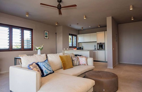 Fryes Beach Apartamento | Luxury Cottage with ocean views, large 1-bedroom, AC and close to Jolly Harbour