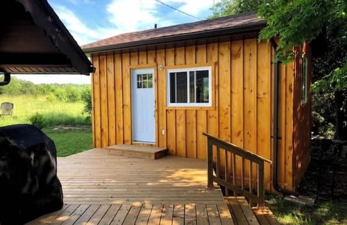 Grey Highlands Chalet De Esquí | Private 5 Acre Chalet with Bunkie & Sauna - Rated 4.9 with 100 Reviews on Airb&b