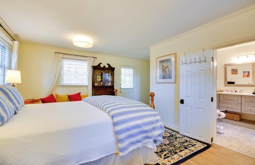 Winston - Salem Cabaña | Cozy, Peaceful Cottage - Near Wake Forest!