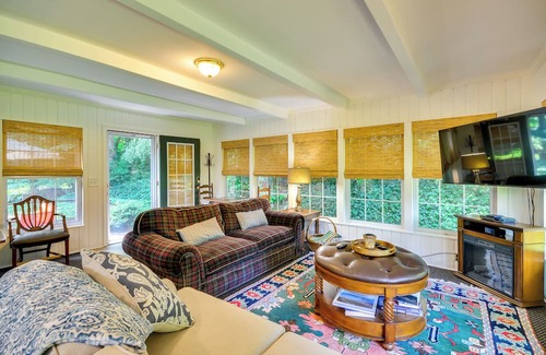 Winston - Salem Cabaña | Cozy, Peaceful Cottage - Near Wake Forest!