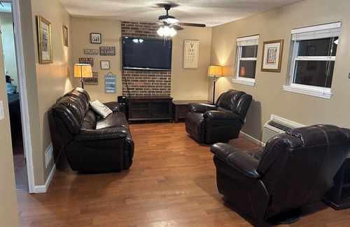 Reed Creek Apartamento | Cozy 1-bedroom apartment in Hartwell with WiFi, AC, lake access. Sleeps 5.