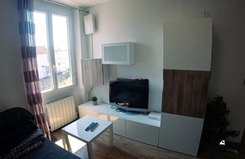 Villejust Apartamento | Cosy studio for rent