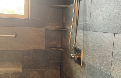 Heeney Cabina | Cozy 2-bedroom cabin in Heeney with lake access and stellar deck views