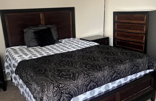 North Olmsted Apartamento | A Getaway to a peace of mind ! North Olmsted!