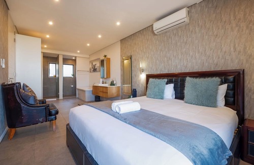 Salt Rock Apartamento | Tranquil 2-Bed Condo - Eco-Estate - Stunning Views