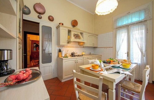 Desenzano del Garda Villa | Villa Barbara - Five Bedroom Villa, Sleeps 8