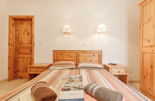 Santa Maria Estate Villa | Merill Pool and Sea, Penthouse Apart 6