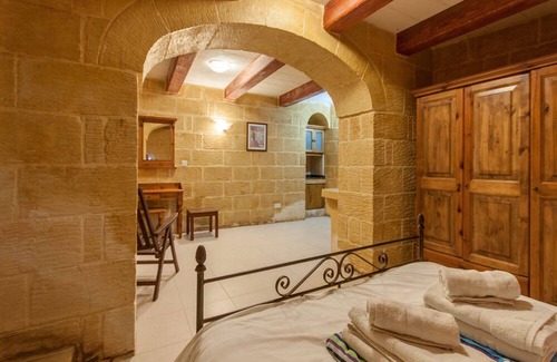 San Lawrenz Villa | Gozitan Farmhouse with Pool - PP 4