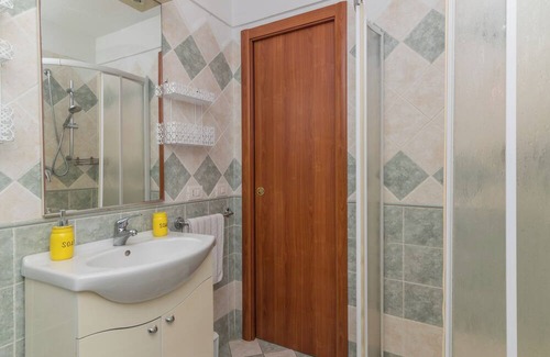 Golfo di Marinella Villa | Casa Emozione With Shared Pool