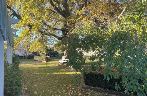 Yarragon Casa | Yarragon village countryside retreat, private & cosy