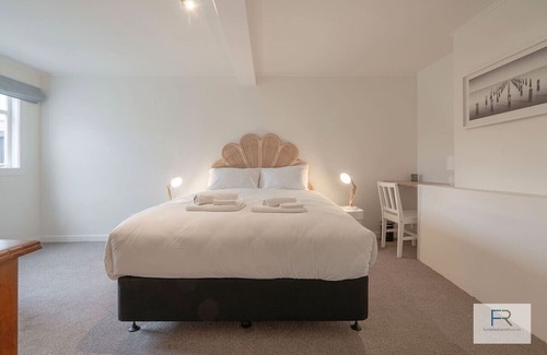 Grey Lynn Casa | Perfect Grey Lynn Home