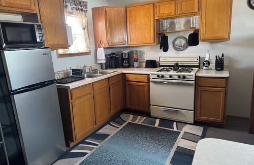 Elephant Butte Casa | Cozy 2-bedroom mobile home in enchanting Elephant Butte with AC, WiFi, and quiet