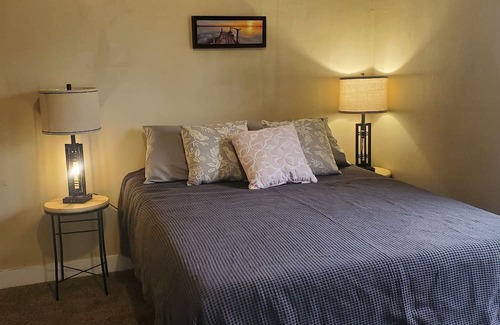 Redfield Apartamento | Cozy 2-bedroom apartment in marvelous with WiFi, AC