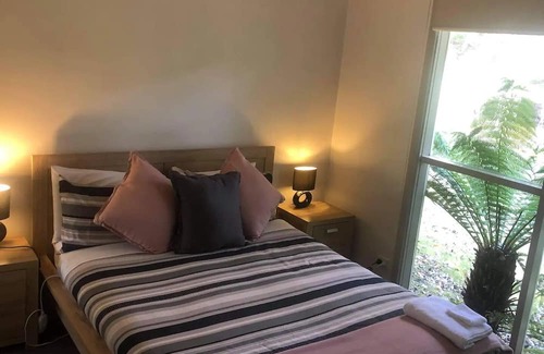 Mount Field Cabaña | Riverside Cottage 1