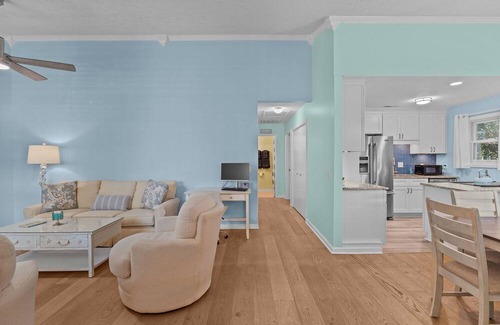Wilmington Cabaña | Sunshine Cottage at Fawn Creek