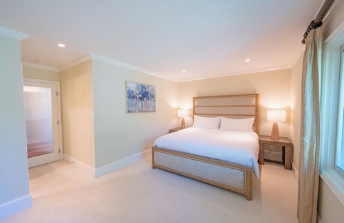 Placentia Villa | Luxury living with Spa & Pool near Disney & Beach