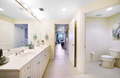 Cape Harbour Condominio | Marina Bliss | 2/2 Luxury Condo Marina View