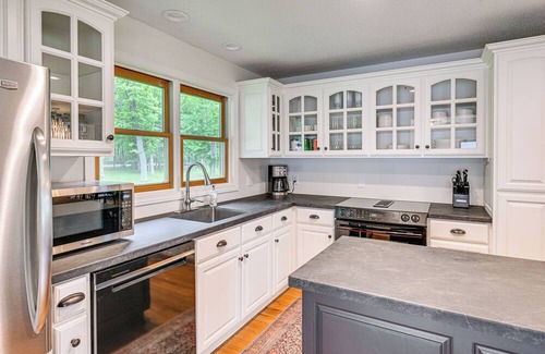 Merrillan Casa | Wisconsin Home w/Dock on Lake Arbutus!