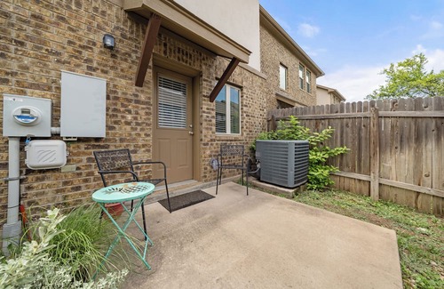 Cedar Park Casa | Elegant Lakeline Residence #42159