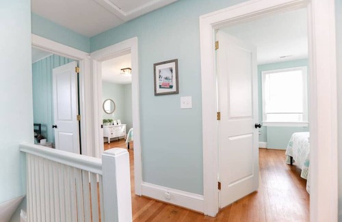 Bayview Condominio | Sandy Feet Retreat At Ocean View Beach in Norfolk