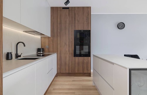 Katowice Apartamento | Bright Apartment With Parking by Renters