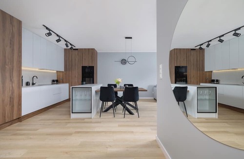 Katowice Apartamento | Bright Apartment With Parking by Renters