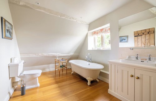 Shepton Mallet Casa | Beautiful and spacious period home in Somerset, 10 minutes from Glastonbury
