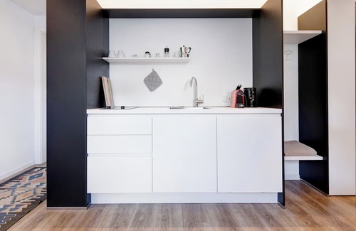 Naturno Apartamento | Studio Apartment 'Finesign 1' with Mountain View, Private Terrace and Wi-Fi