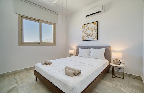 Tala Apartamento | Tala Sea View 201 - Two Bedroom Apartment, Sleeps 4