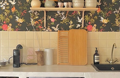 Bernay Casa | Cottage in the Normandy countryside with its apple trees