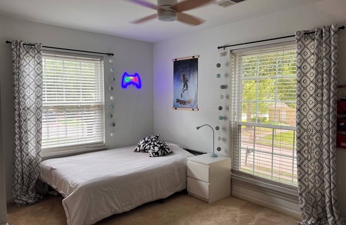George Bush Park/Eldridge Casa | Haven of peace, POOL, cinema and Hershey park