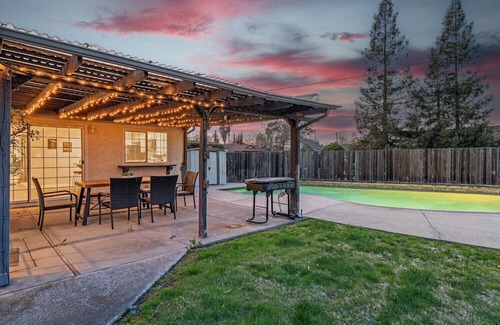 Foothill Farms Casa | Welcome to Sagebrush Getaway